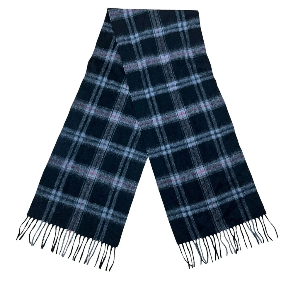 Suantrai of Ireland 100% Wool Rectangular Fringe Scarf Black Plaid Classic